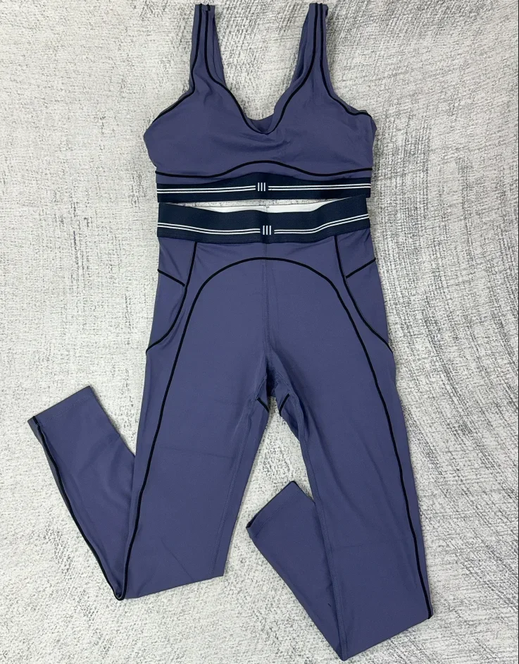 Completo Sportivo Due Pezzi: T - Pilate Yoga Workout recensione e prezzo