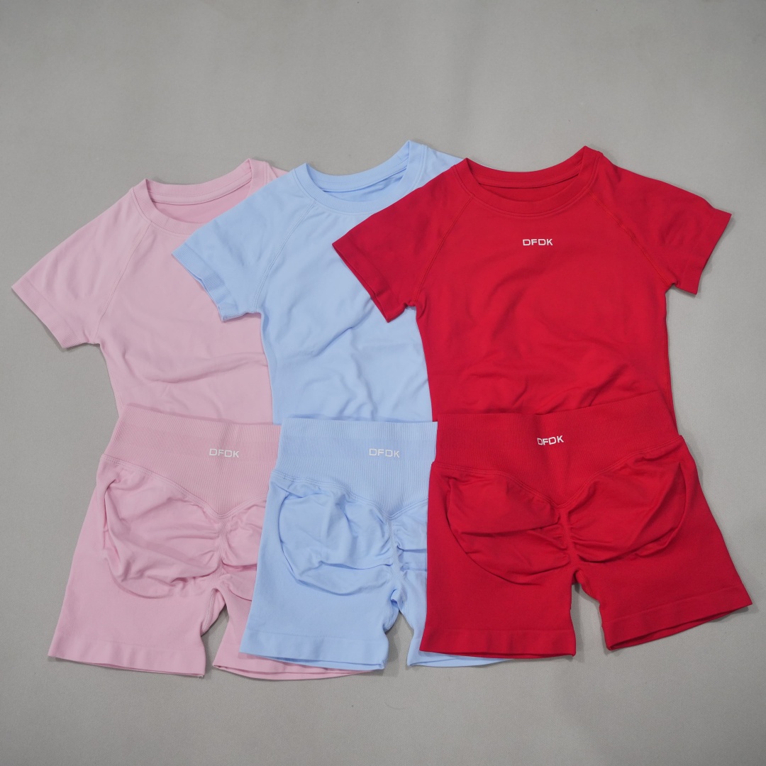 Set Yoga Senza Cuciture da Don - Pilates Yoga Gear recensione e prezzo
